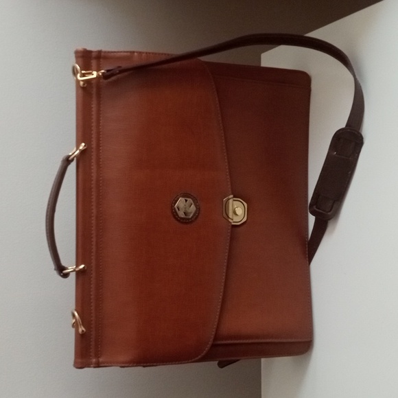 ๐ค๐ผ Briefcase Crossbody Laptop Bag | Caramel Brown | 16 x 13 inches - Picture 1 of 11